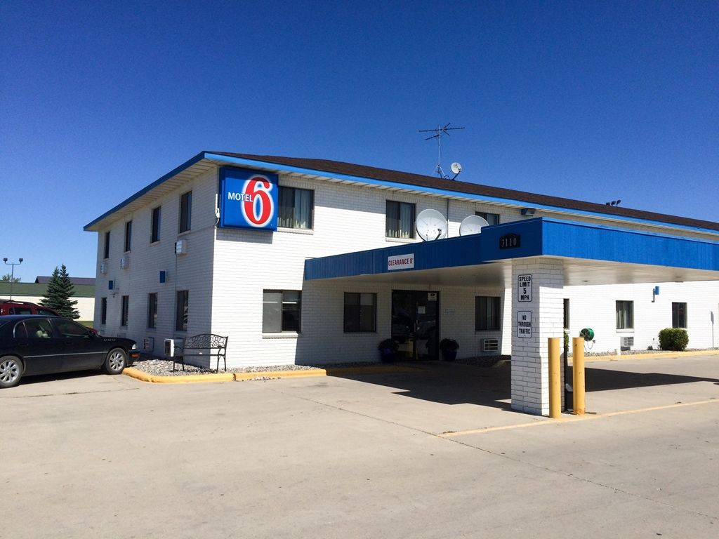 Motel 6-Fargo, ND - South Exterior foto